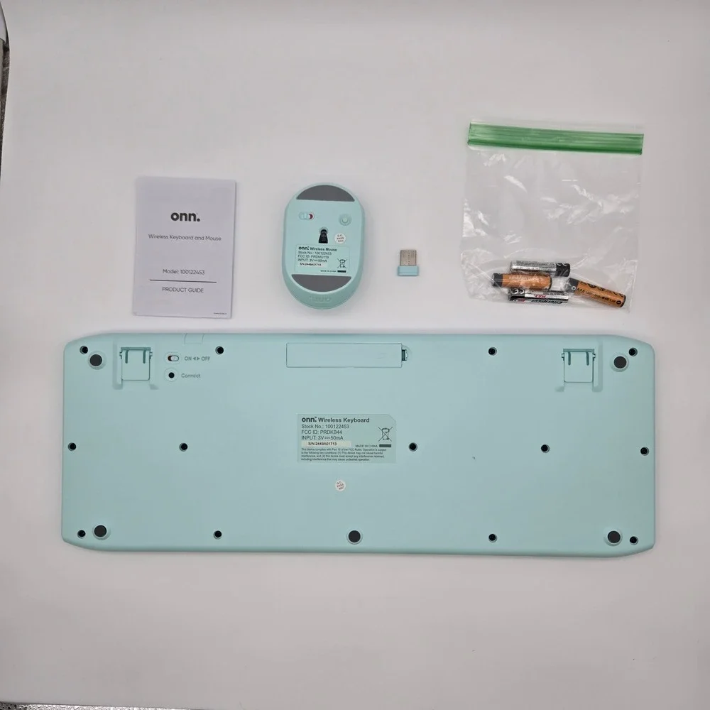 onn. Wireless Keyboard and Mouse Full Size Mint Green 104 Keys 1600 DPI Surf onn